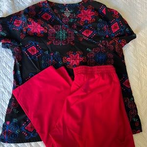 Gently used scrub set!